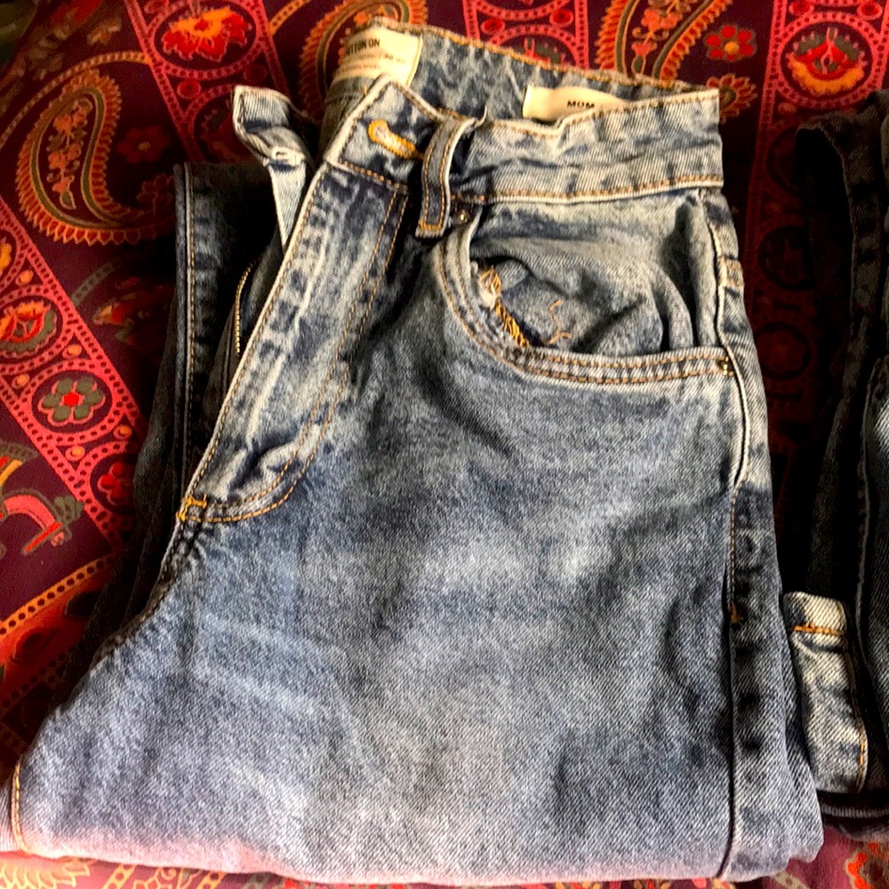 Mom Jean